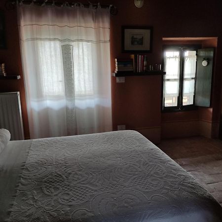 B&B Il Salice Veruno Oda fotoğraf
